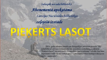 Izstāde "Pieķerts lasot"